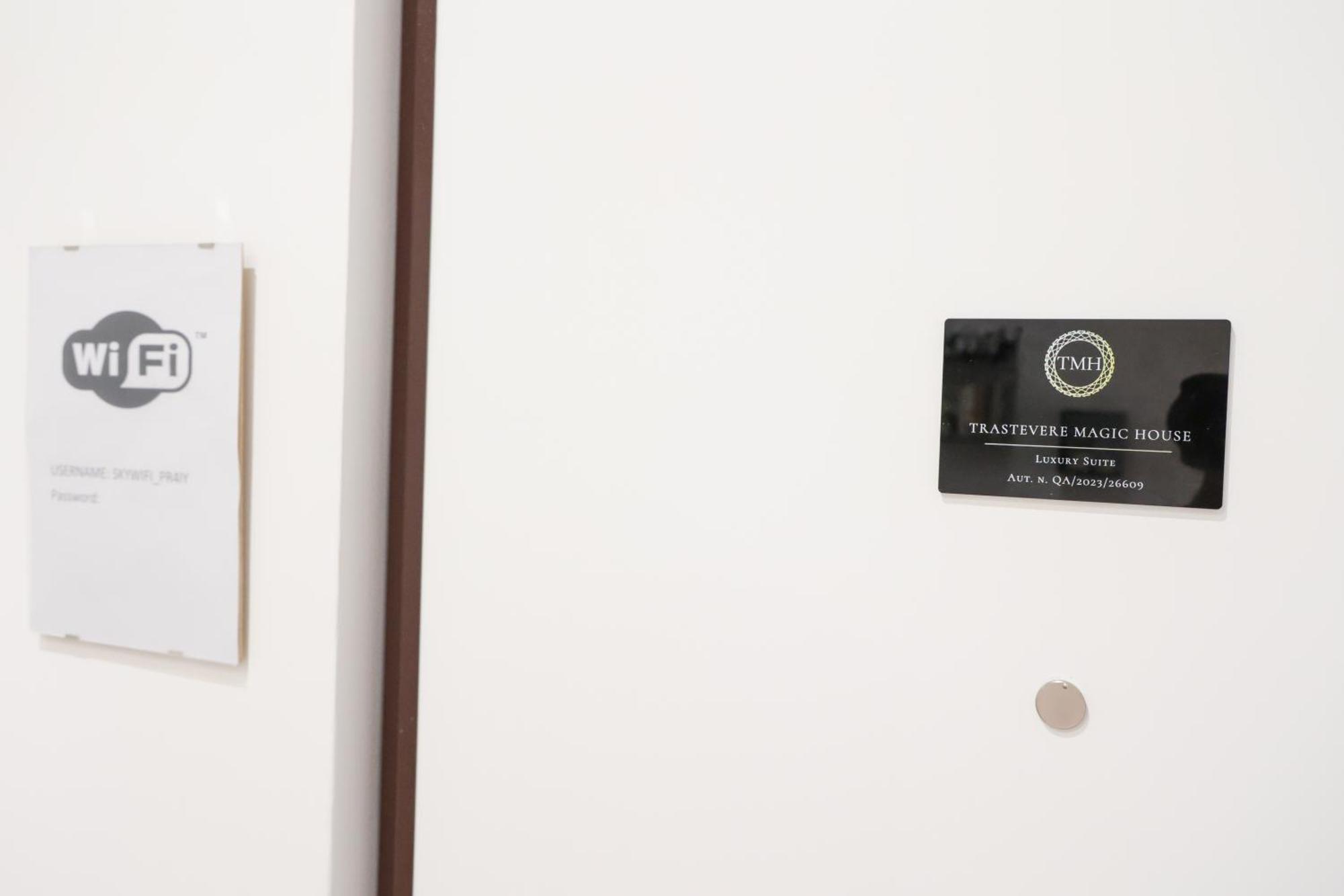Trastevere Magic House Luxury Suite Ρώμη Εξωτερικό φωτογραφία